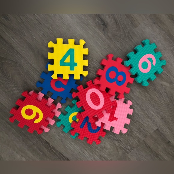 Numbers! Colorful and Foam number puzzle. Great for little hands! - Picture 1 of 4